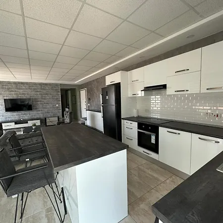 Laroni-tower , Kktc *