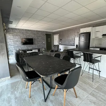 Laroni-Tower Girne City Apartment