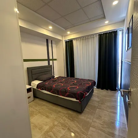 Apartman Laroni-tower , Kktc *
