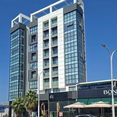 Laroni-Tower Girne City Apartment